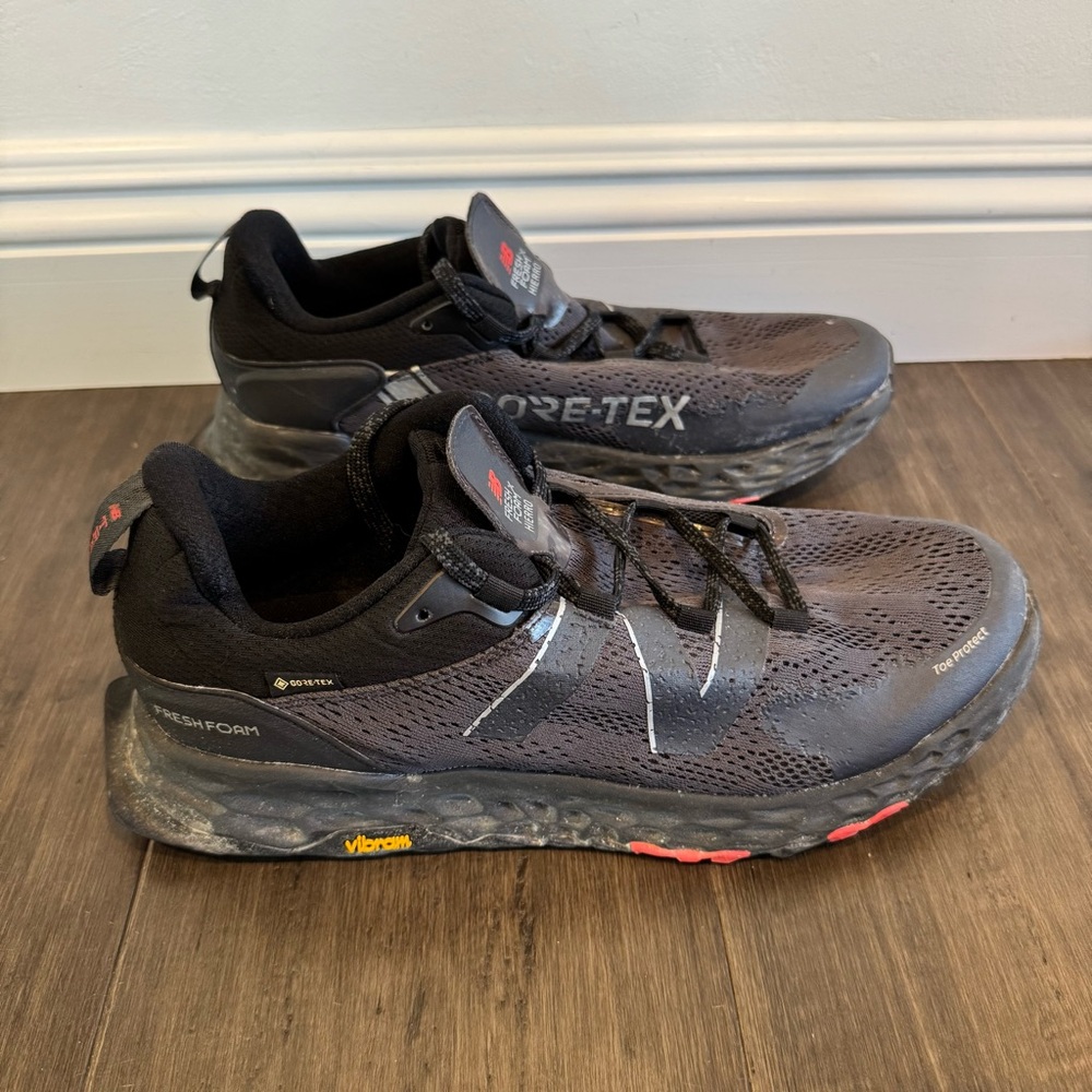 New Balance Fresh Foam Hierro v5 Gore-Tex Trail Running Shoes - Size 12